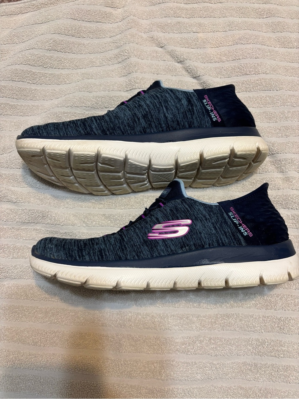 Skechers Women's Dark Blue Knit Slip-On Sneakers with Pink Logo